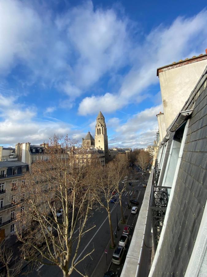 The Eiffel Tower * Parijs